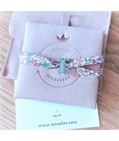 Little people bracelet packaging handmade and personalised jewellery by Annelor London 2