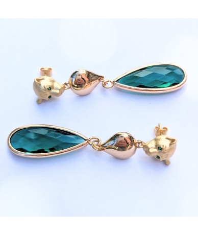 Love cat earrings by Anne L Or with green cristal and gold plated elements side vue again